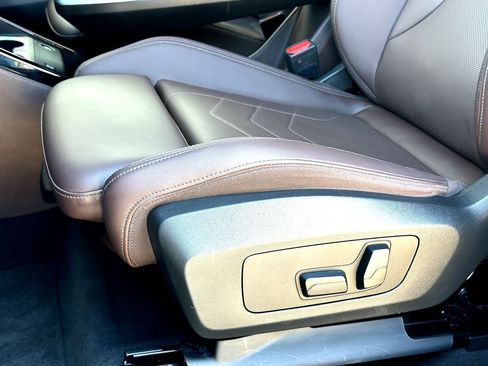 Certified 2025 BMW X1 xDrive28i image 12