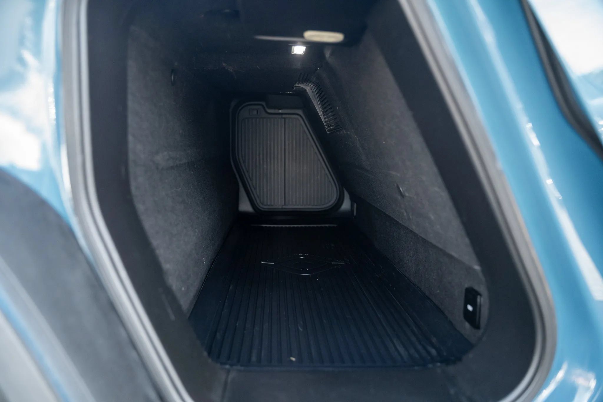 Used 2022 Rivian R1T Adventure AWD/4WD image 12