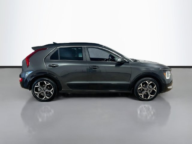Used 2024 Kia Niro EX Touring FWD image 8