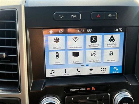 Used 2018 Ford F150 Lariat w/ Equipment Group 502A Luxury AWD/4WD image 26