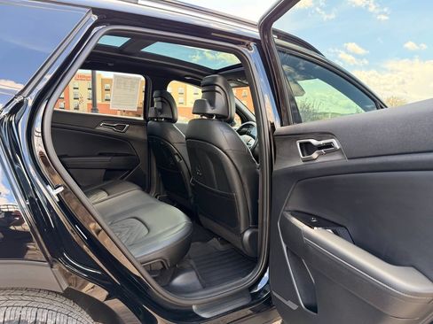 Used 2025 Kia Sportage X-Line w/ Premium Package AWD/4WD image 12