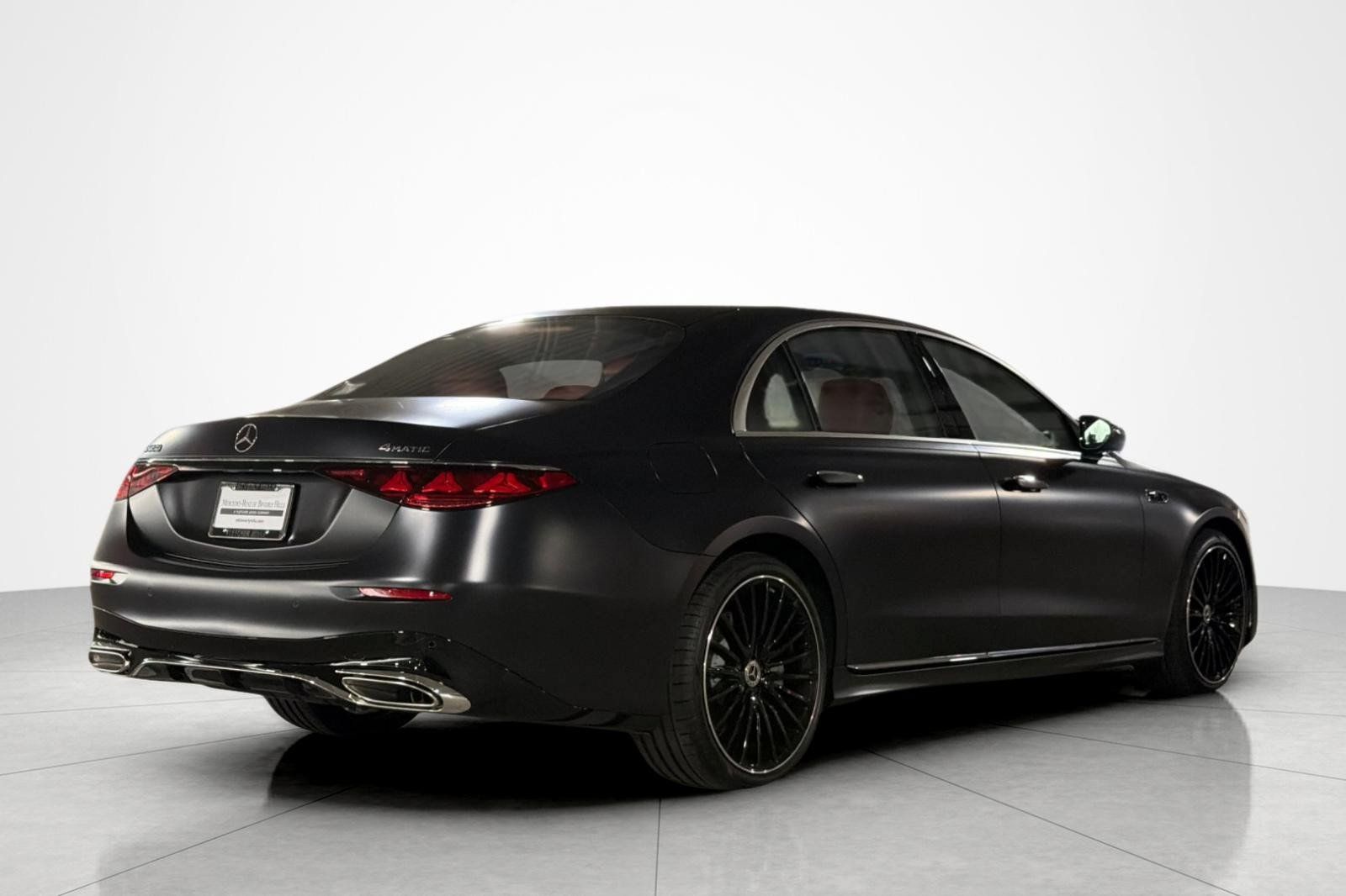 New 2027 Mercedes-Benz S 580 4MATIC Sedan image 5