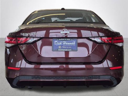 Certified 2025 Nissan Sentra SV FWD image 9