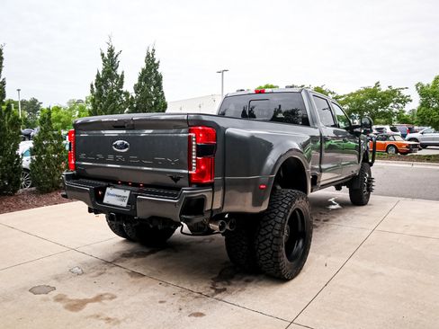 Used 2024 Ford F350 Lariat w/ Lariat Ultimate Package AWD/4WD image 10