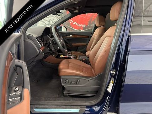 Used 2021 Audi Q5 2.0T Premium Plus w/ Premium Plus Package AWD/4WD image 11