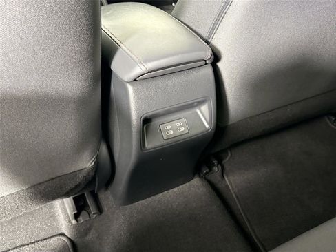 Certified 2024 Toyota Corolla SE image 35