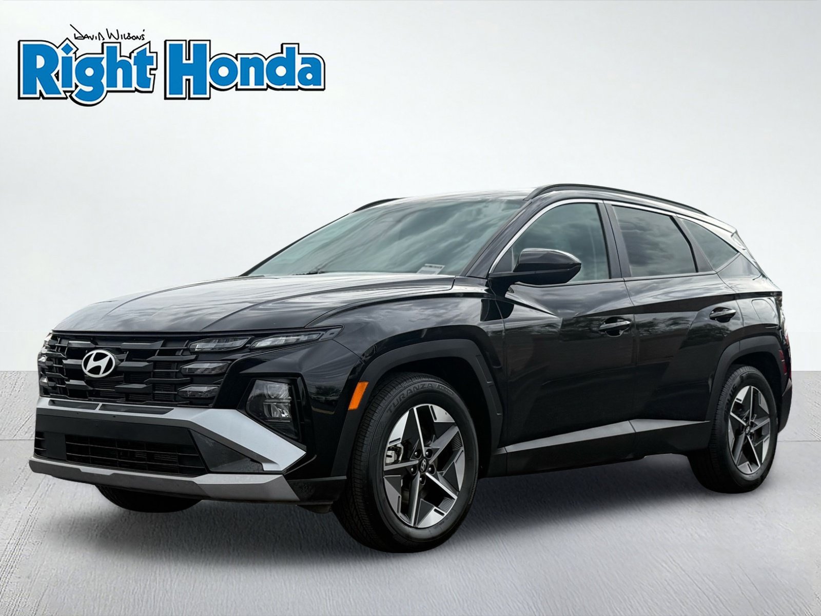 Used 2025 Hyundai Tucson SEL FWD image 2