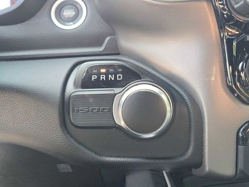 Used 2019 RAM 1500 Big Horn RWD image 30