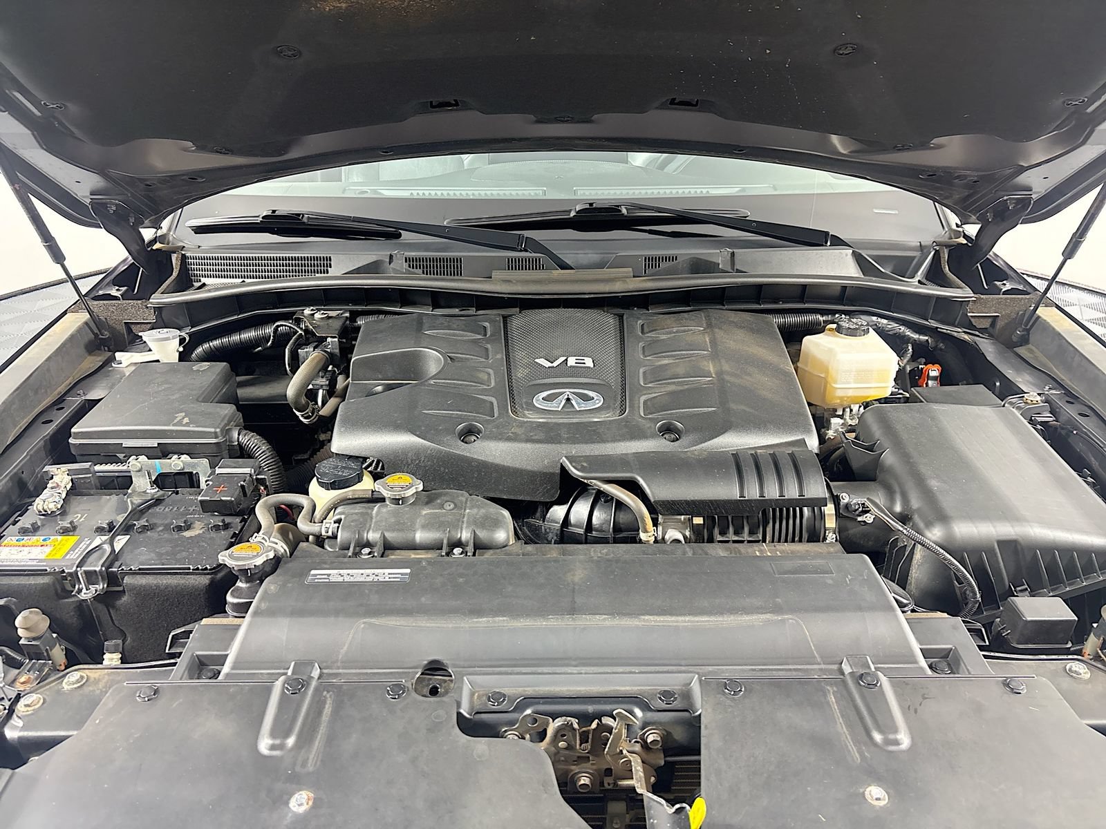 Used 2024 INFINITI QX80 Luxe AWD/4WD image 32