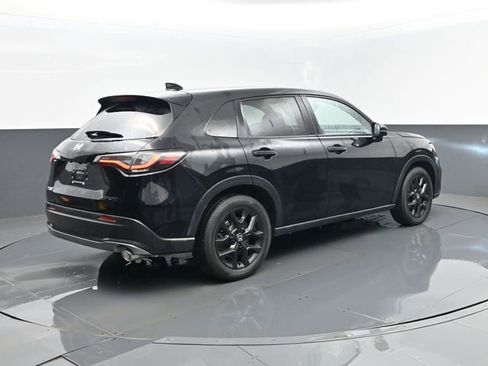 Used 2025 Honda HR-V Sport image 21