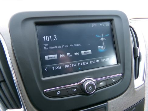 Used 2018 Chevrolet Malibu Hybrid FWD image 15