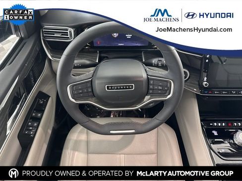 Used 2022 Jeep Wagoneer Series III w/ Premium Group I image 26