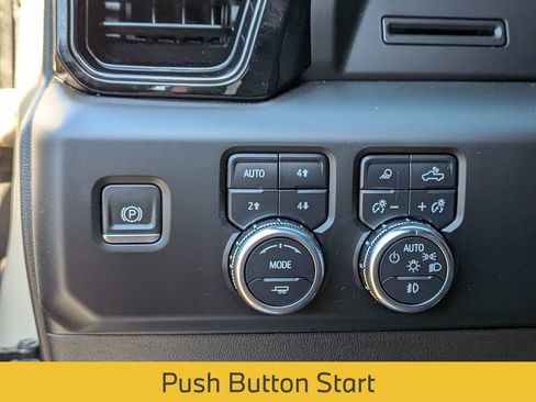 Used 2022 GMC Sierra 1500 AT4 w/ AT4 Preferred Package AWD/4WD image 19