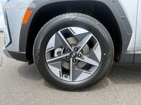 Used 2025 Hyundai Tucson SEL image 11