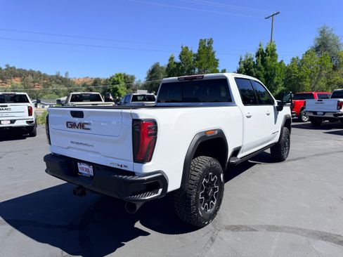New 2026 GMC Sierra 2500 AT4X AWD/4WD image 5