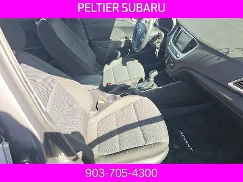 Used 2022 Hyundai Accent SEL image 9