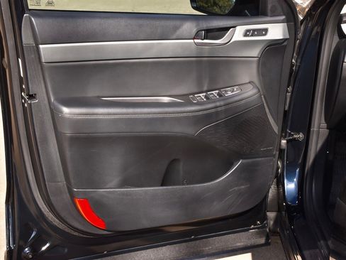 Used 2023 Hyundai Palisade SEL image 36