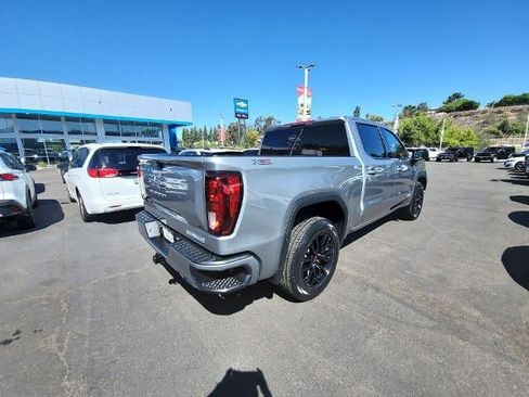 Used 2024 GMC Sierra 1500 Elevation AWD/4WD image 8