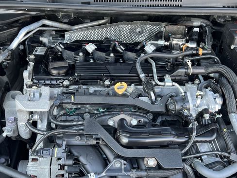 Used 2024 Toyota Corolla LE image 28