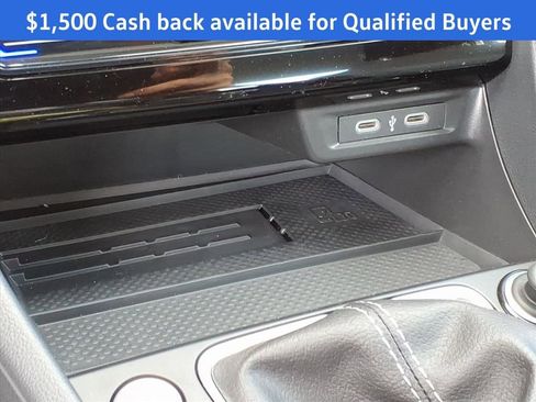 New 2025 Volkswagen Jetta SE image 23