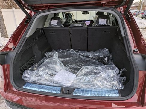 New 2025 Audi Q5 2.0T Premium Plus image 20