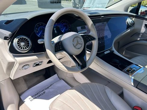 Used 2023 Mercedes-Benz EQS 580 4MATIC Sedan image 13