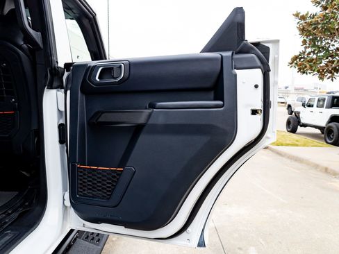 Used 2023 Ford Bronco Raptor image 39