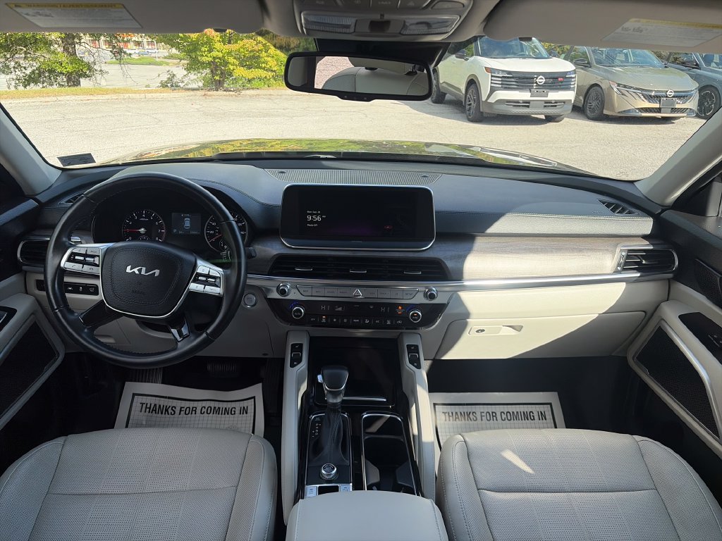 Used 2022 Kia Telluride EX w/ EX Premium Package FWD image 13