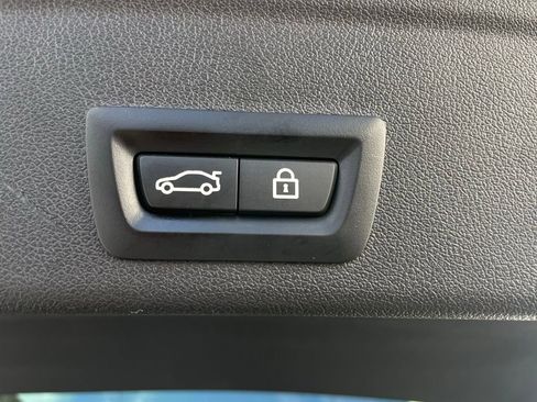 Used 2023 BMW X6 xDrive40i w/ Premium Package image 46