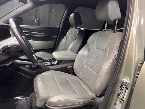 Used 2023 Kia Telluride SX Prestige X-Pro AWD/4WD image 3