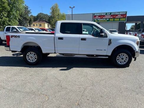 Used 2018 Ford F250 XLT AWD/4WD image 6