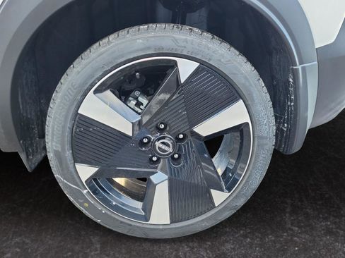 New 2026 Nissan Kicks SR w/ SR Premium Package image 28