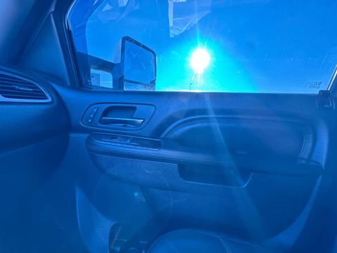 Used 2013 GMC Sierra 2500 Denali w/ Suspension Package, Off-Road image 32