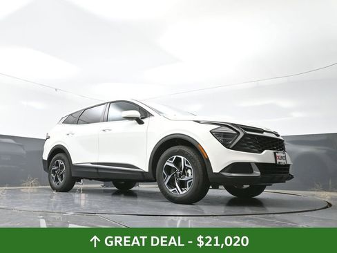 Used 2024 Kia Sportage LX image 52