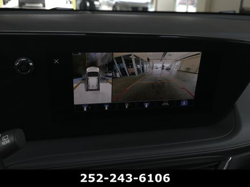 Used 2025 Buick Encore GX Avenir w/ Avenir Technology Package AWD/4WD image 19