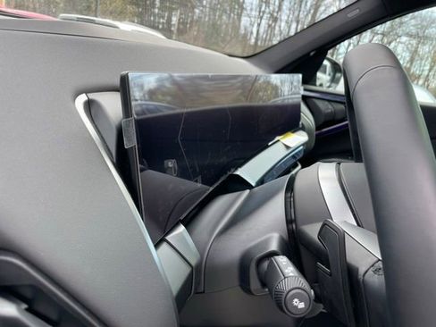 Used 2025 BMW X3 xDrive30i w/ Premium Package image 18