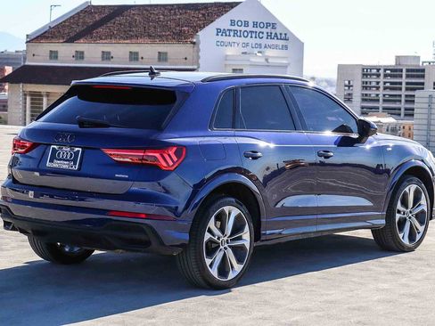 Used 2021 Audi Q3 2.0T Premium w/ Convenience Package image 4