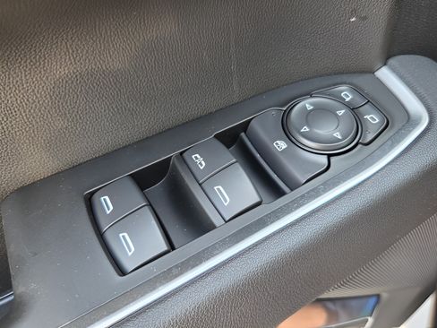 New 2026 Chevrolet Silverado 1500 LT w/ Texas Edition Plus RWD image 28