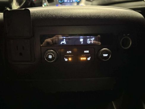 Used 2019 GMC Yukon SLT AWD/4WD image 33