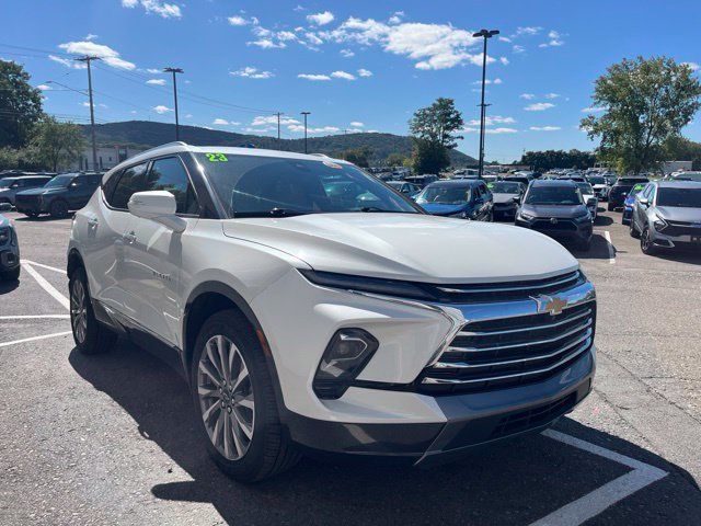 Used 2023 Chevrolet Blazer Premier w/ Driver Confidence II Package AWD/4WD image 6