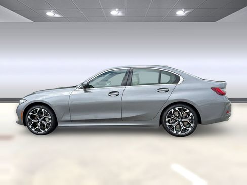 New 2026 BMW 330i Sedan w/ Convenience Package RWD image 2