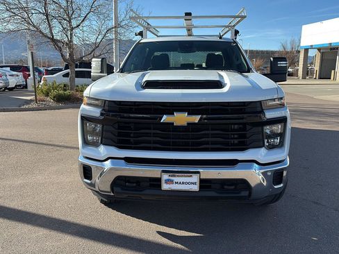 Used 2025 Chevrolet Silverado 2500 W/T w/ WT/CX Safety Package image 2