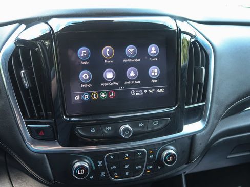 Used 2022 Chevrolet Traverse LT AWD/4WD image 33