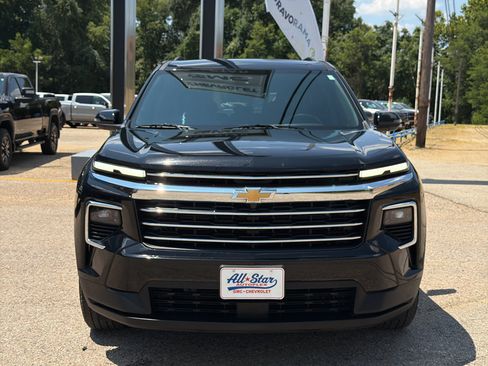 Used 2026 Chevrolet Traverse LT FWD image 13