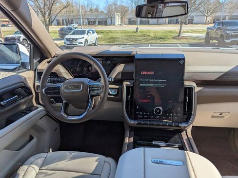 New 2026 GMC Yukon XL Denali w/ Sun & Power Step Package image 8