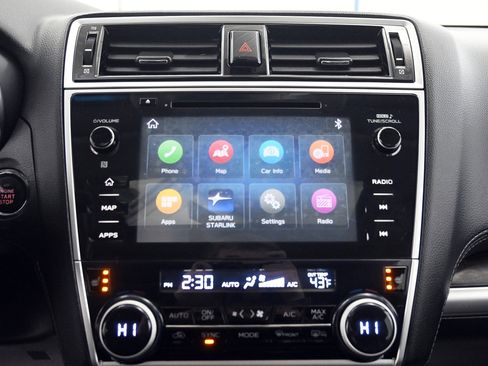 Used 2019 Subaru Outback 2.5i Limited image 11