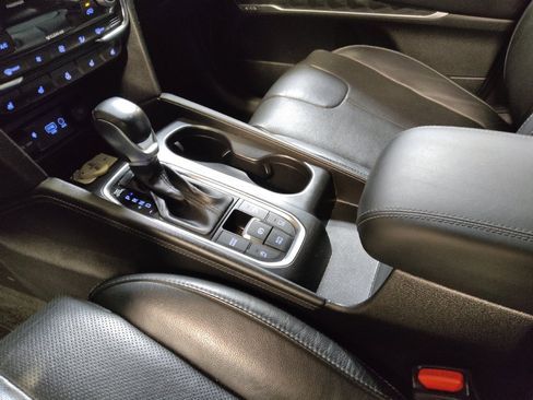 Used 2019 Hyundai Santa Fe FWD image 26