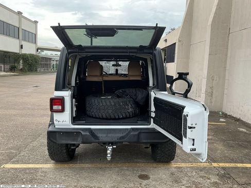 Used 2021 Jeep Wrangler Unlimited Sport AWD/4WD image 12