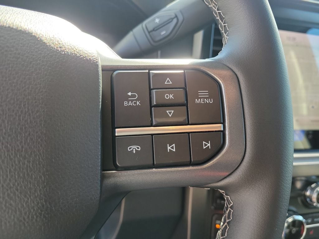 New 2026 Ford F350 Lariat w/ Black Appearance Package AWD/4WD image 16