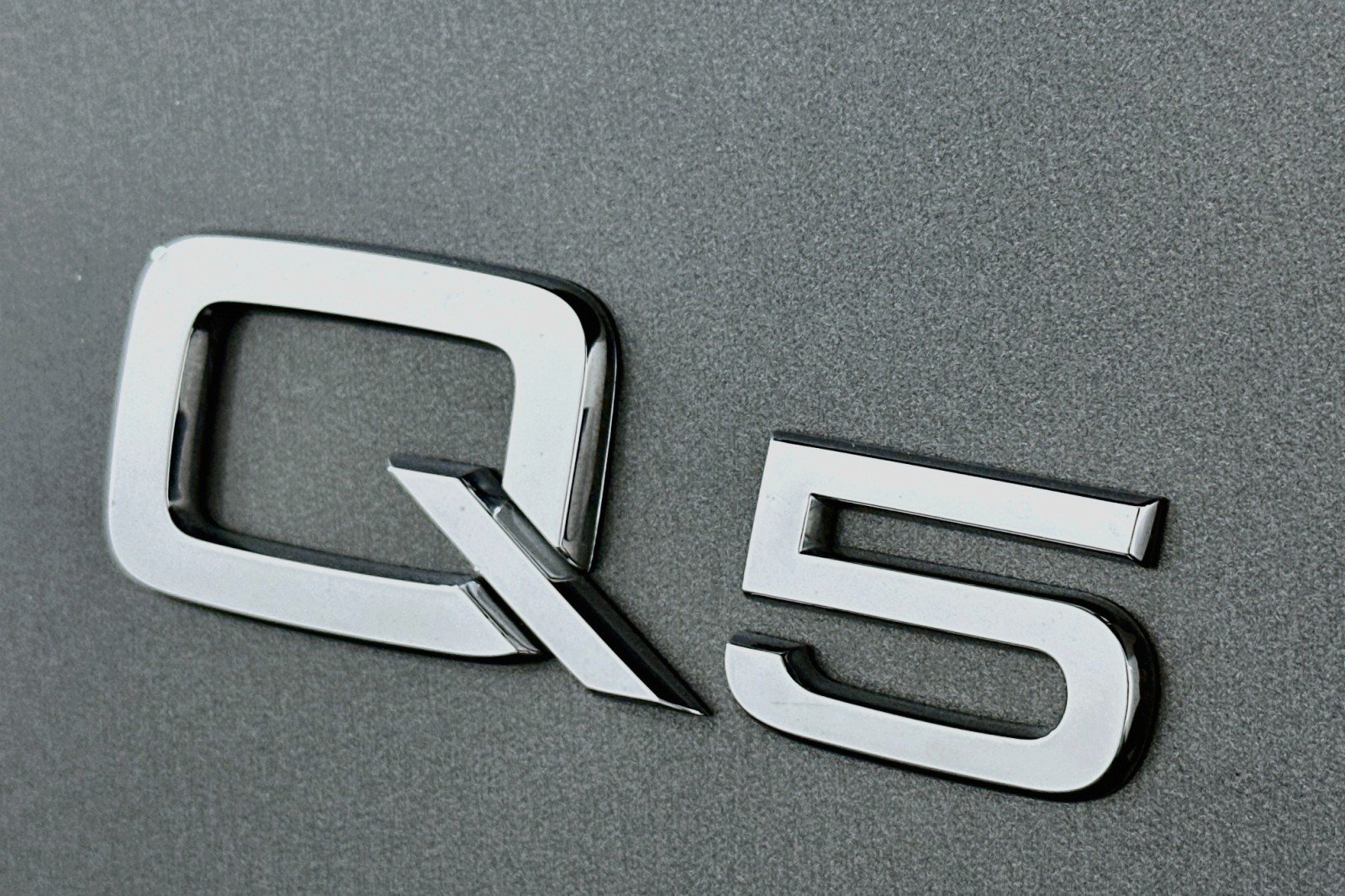 Used 2023 Audi Q5 2.0T Premium Plus w/ Premium Plus Package AWD/4WD image 10